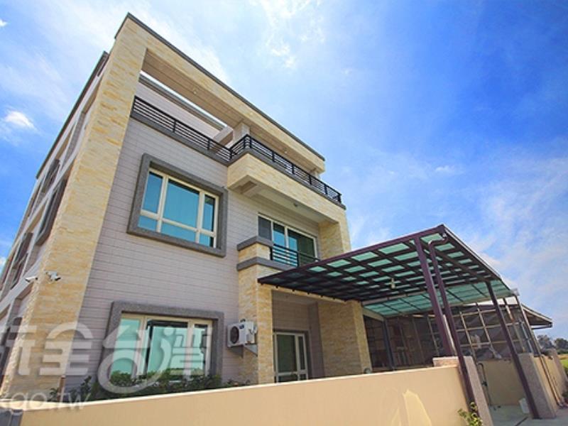 11 House Bed & Breakfast Erlin Екстериор снимка