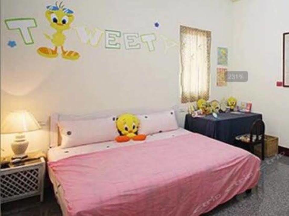 11 House Bed & Breakfast Erlin Екстериор снимка